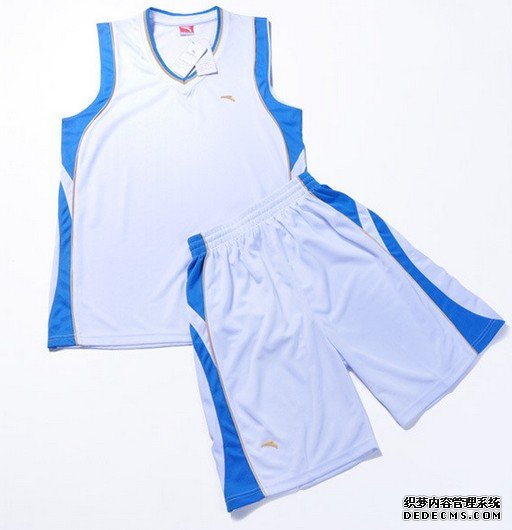 为什么运动衫成为校服新宠？这两个原因让你意想不到！